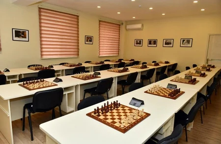 Nazir Bakının kənd və qəsəbələrində bir sıra idman mərkəzlərinə baxış keçirib
