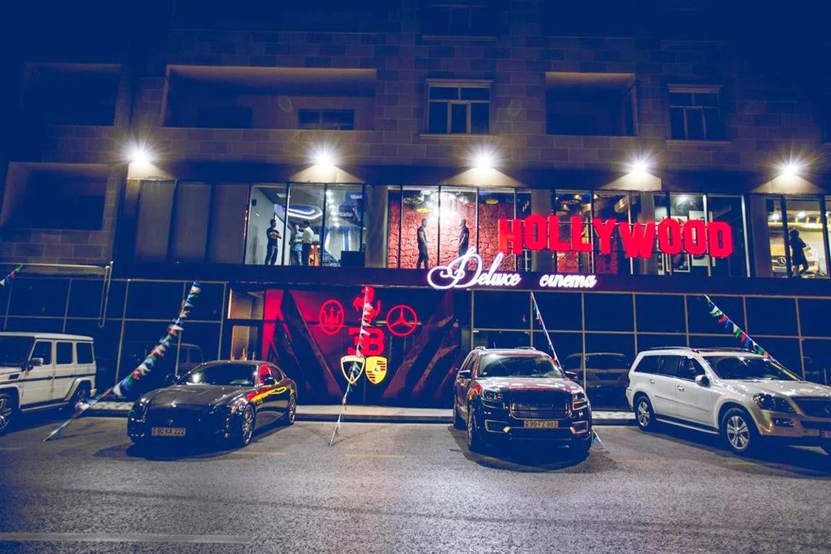Bakı polisi “Hollywood Cinema Club”un sahibini cərimələdi