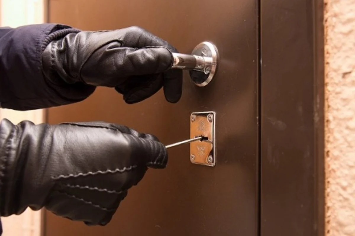 Şamaxıda ər-arvada qarşı quldurluq edən dəstə üzvlərinin növbəti məhkəməsi başlayıb