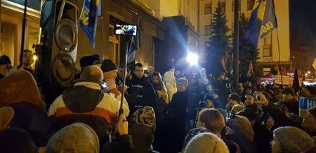 Ukraynada Zelenskinin ofisi yaxınlığında yeni etiraz aksiyası başlayıb - FOTO