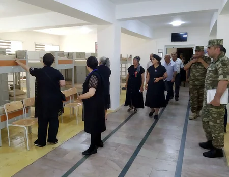 Şəhid ailələri N hərbi hissəsini ziyarət ediblər