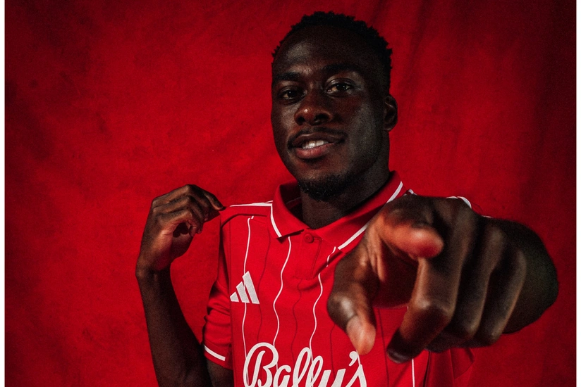 İngiltərə klubu yeni hücumçu transfer edib