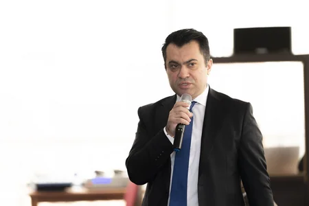 Pambıqçılıqda xəstəliklərə, quraqlığa dözümlü sortların yaradılması müzakirə edilib