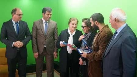 “Şirməmməd Hüseynov mükafatı” Ramiz Abutalıbovun ailəsinə təqdim edilib