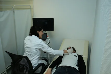 Jurnalistlər hərbi xidmətə çağırılan vətəndaşların tibbi müayinə prosesi ilə tanış olublar