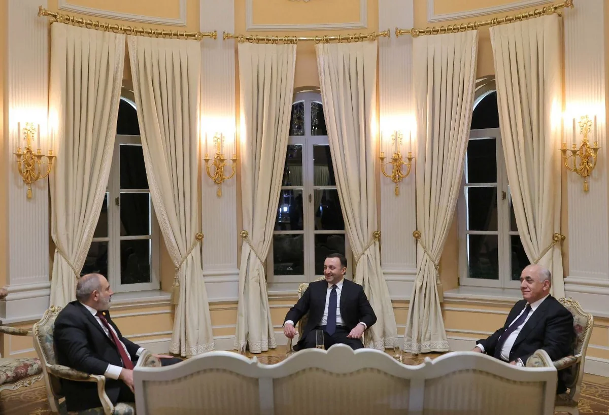 Azerbaijani, Armenian PMs meet in Georgia
