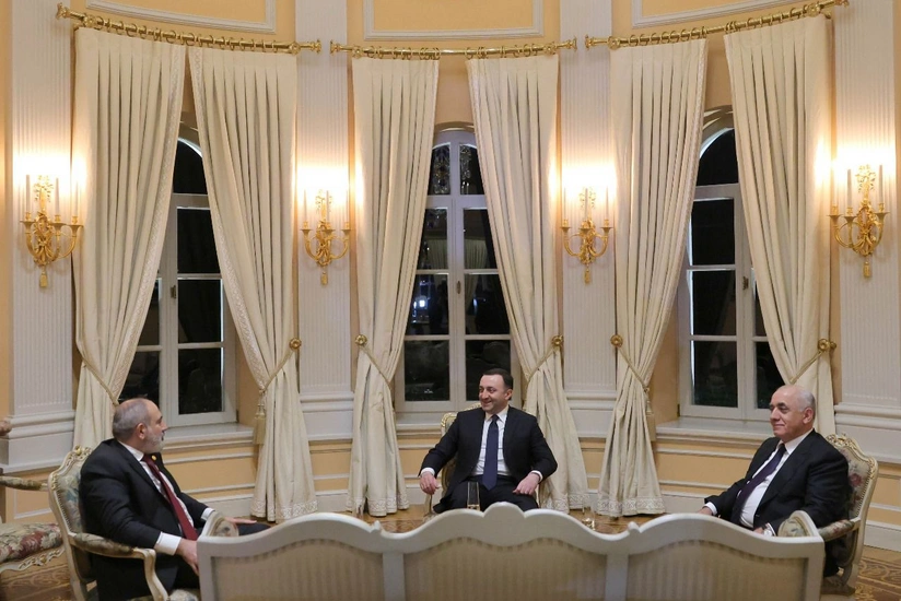 Azerbaijani, Armenian PMs meet in Georgia