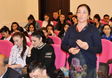 Əmək Müfəttişliyi: 15 yaşına çatmamış uşaqların işə götürülməsi qanunsuzdur