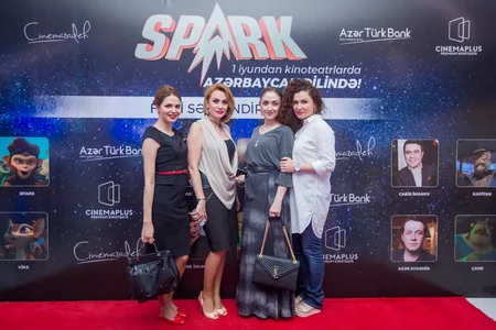 В кинотеатре CinemaPlus Ganjlik Mall прошла презентация Спарка - ВИДЕО