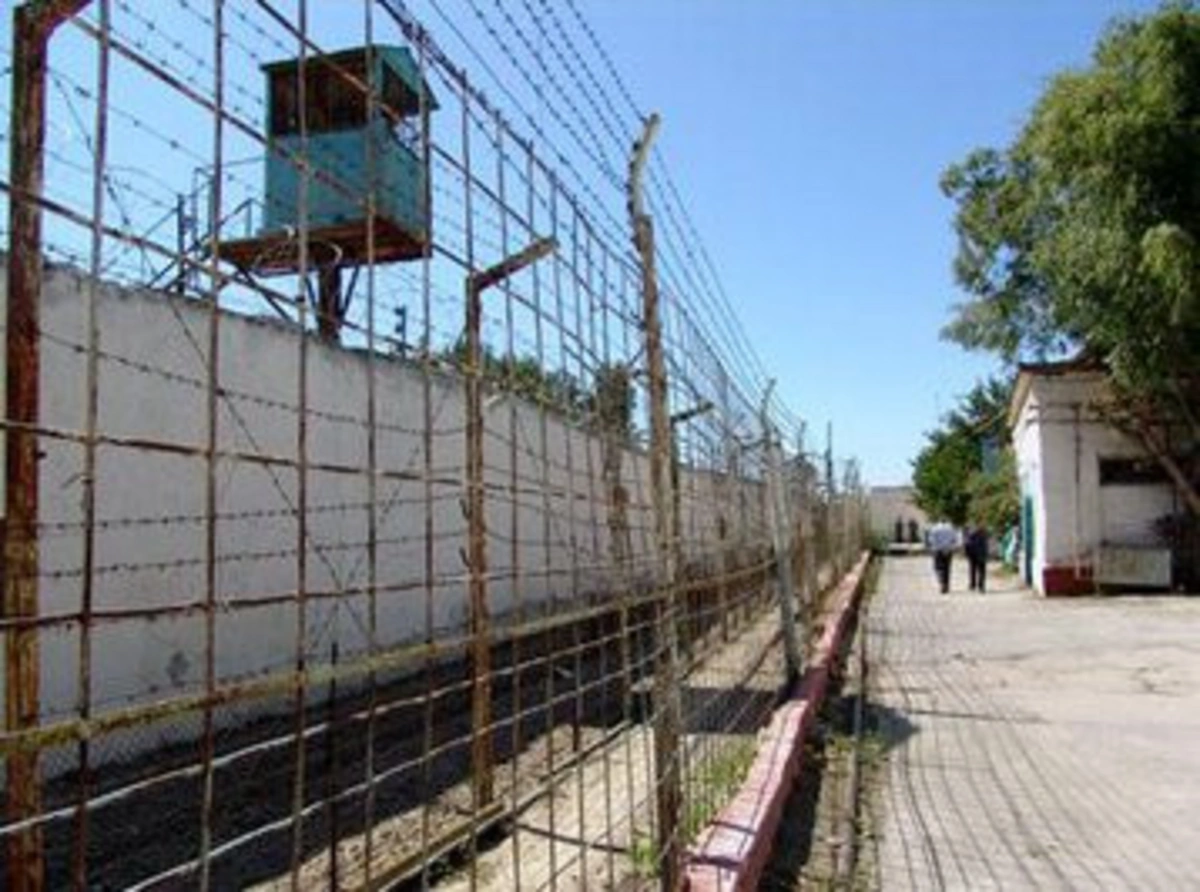 Ombudsman Aparatının nümayəndələri Mövsüm Səmədov, Tofiq Yaqublu və Sərdar Əlibəyli ilə görüşüblər