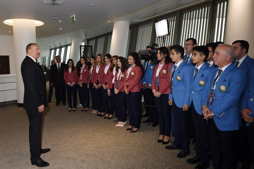 Президент Ильхам Алиев встретился с азербайджанскими спортсменами, соревнующимися на Бакинской шахматной олимпиаде