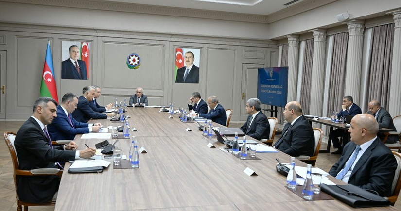 İqtisadi Şuranın növbəti iclası keçirilib