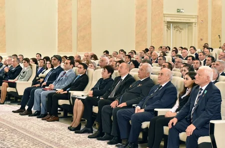 Prezident Sumqayıtın 70 illiyinə həsr olunan tədbirdə iştirak edib - YENİLƏNİB-2