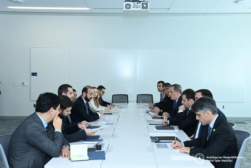 Bilateral meeting of Azerbaijani, Armenian FMs begins
