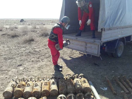 Yevlaxda 65 ədəd partlamamış hərbi sursat aşkar olunub - FOTO