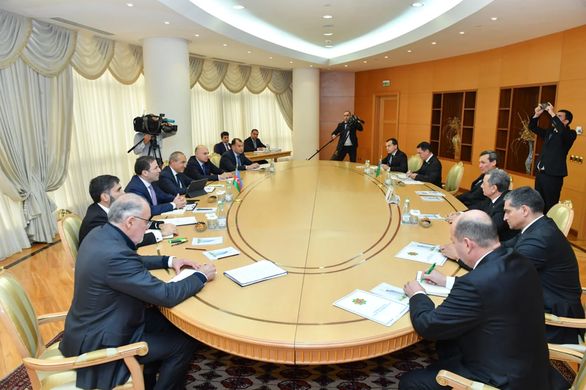 Exporting electricity from Turkmenistan to Azerbaijan discussed in Ashgabat