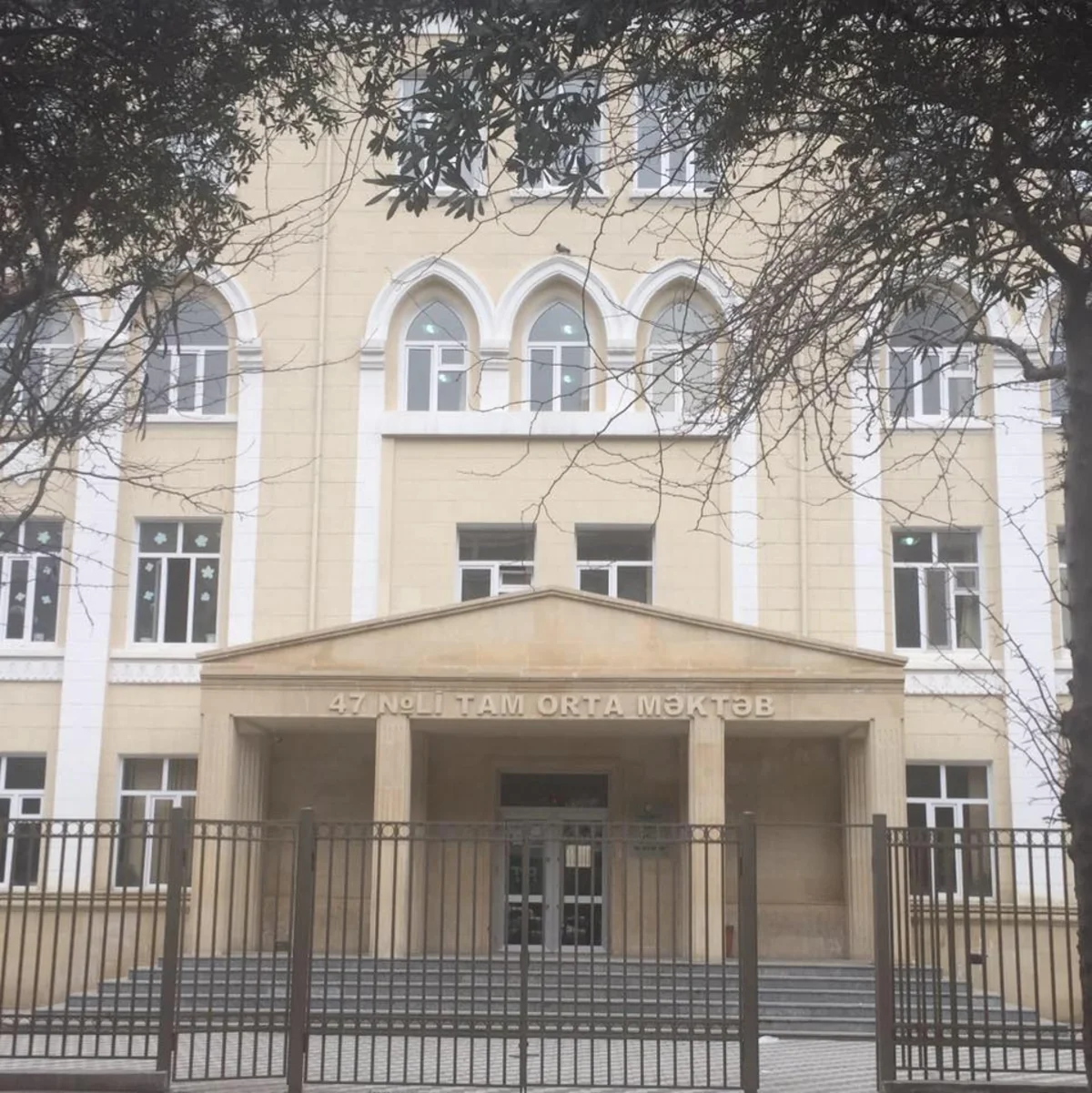 Bakıda koronavirusa görə bağlanan daha iki məktəb açılıb