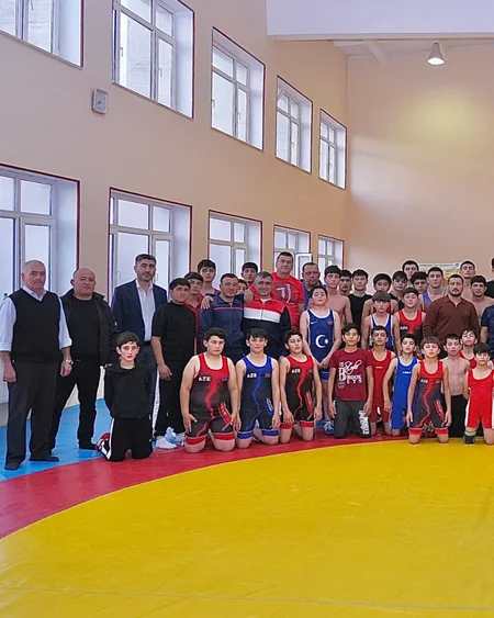 Güləş məşqçiləri üçün ümumrespublika seminarına Naxçıvanda start verilib