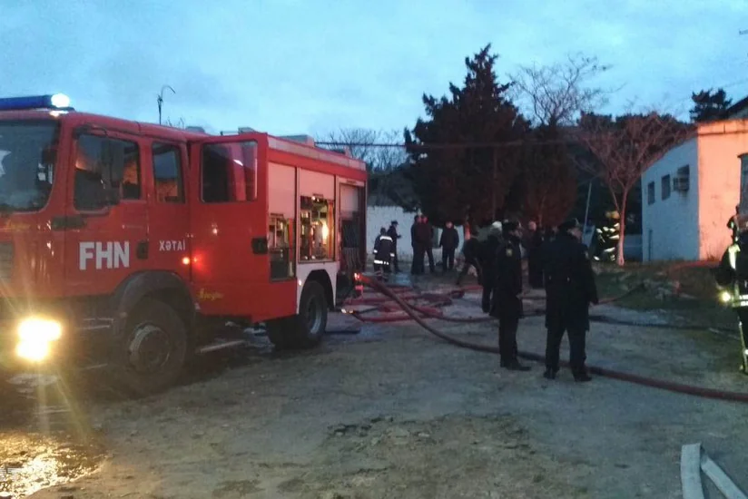 Отравившиеся во время пожара в наркологическом центре 3 человека доставлены в Клинический медицинский центр