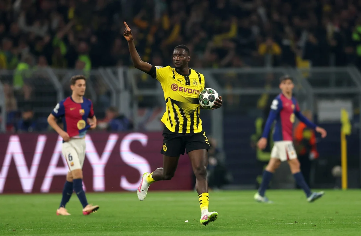 Borussiyanın futbolçusu Çempionlar Liqasında yeni rekorda imza atıb