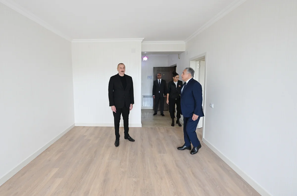 Prezident və birinci xanım Xocalıda 15 çoxmənzilli binada təmir və yenidənqurmadan sonra yaradılan şəraitlə tanış olublar - YENİLƏNİB