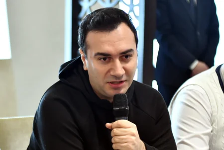 Fərid Qayıbov idman mediasının nümayəndələri ilə görüşüb