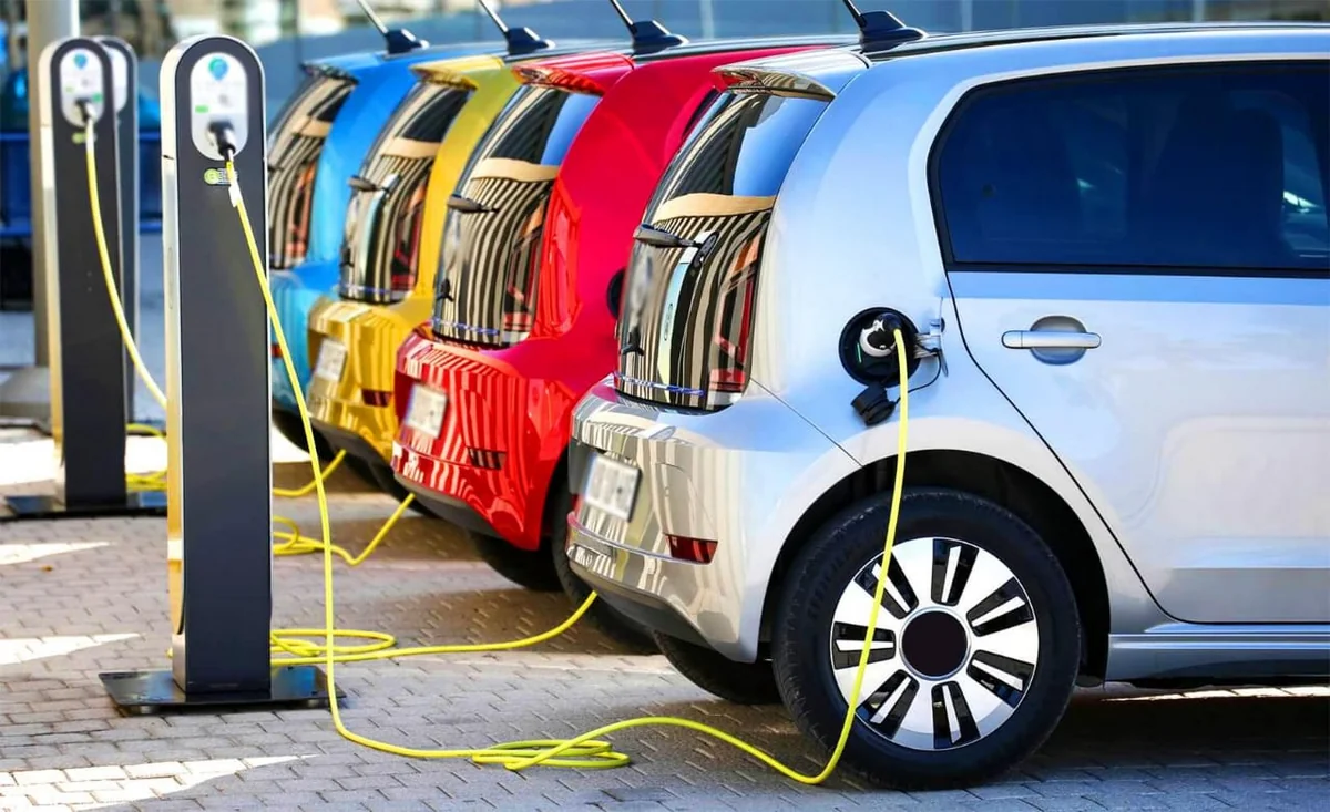 Ötən il Aİ-də yeni elektromobillərin sayı 1,5 dəfə artıb