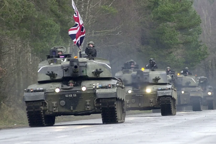 Britaniya Polşaya tanklar yerləşdirir