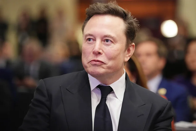 Топ-10 богатейших людей мира на начало января 2025 года возглавил Илон Маск
