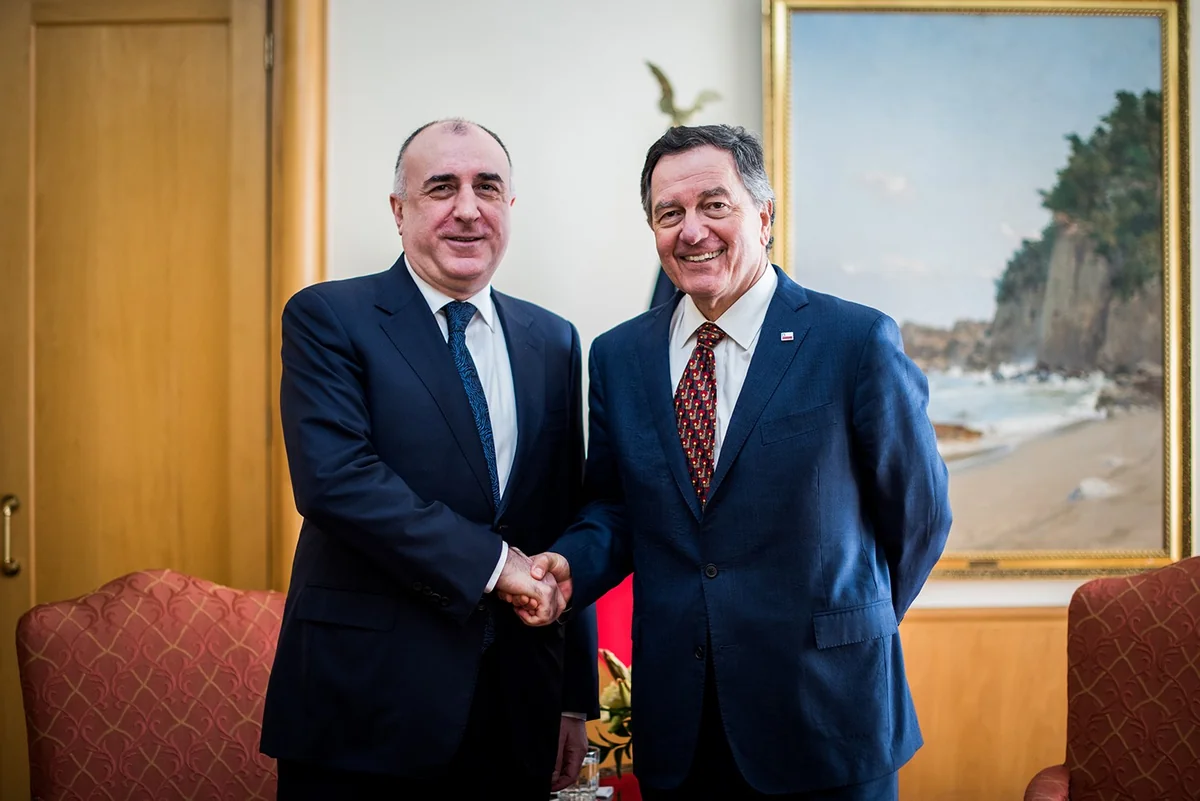 Elmar Mammadyarov meets with his Chilean counterpart