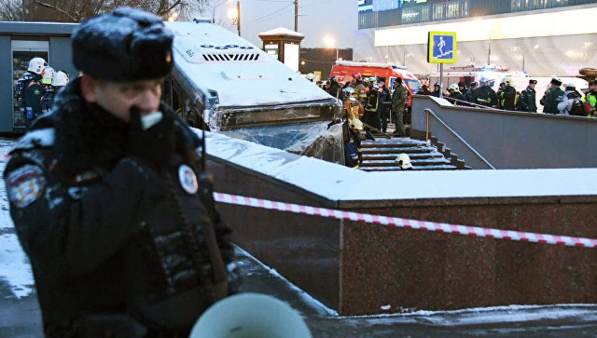 В результате ДТП с участием автобуса в Москве погиб ребенок