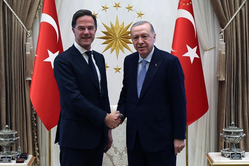 Ərdoğan NATO Baş katibi ilə Rusiya-Ukrayna müharibəsi barədə danışıb