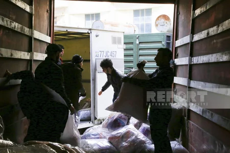 Zəlzələdən sonra Bakıdan Türkiyəyə 127 TIR humanitar yardım göndərilib