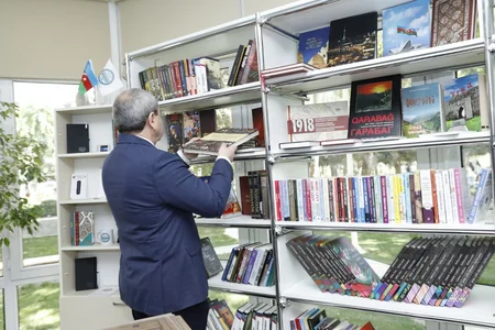Bakı Dövlət Universitetində Kitab Evi açılıb