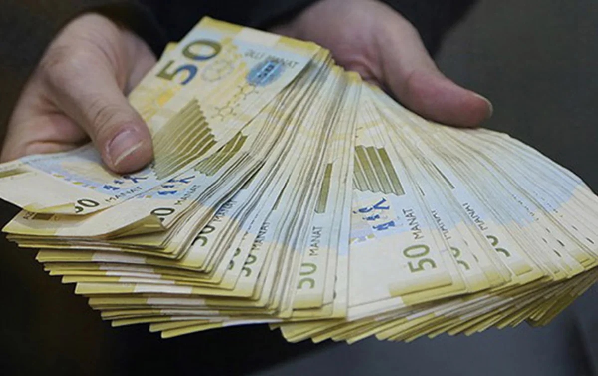 Bakı sakininə qarşı 60 min manat və 20 min dollarlıq dələduzluq edilib
