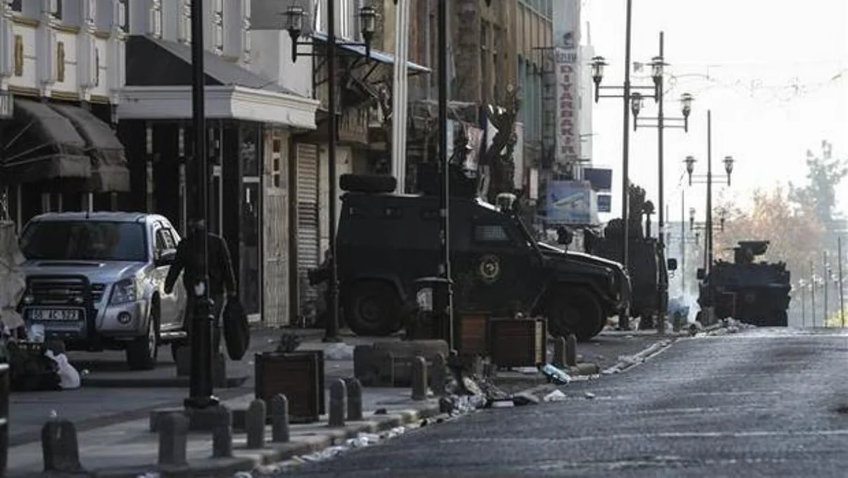 Türkiyənin Diyarbakır vilayətində 11 hərbçi yaralanıb
