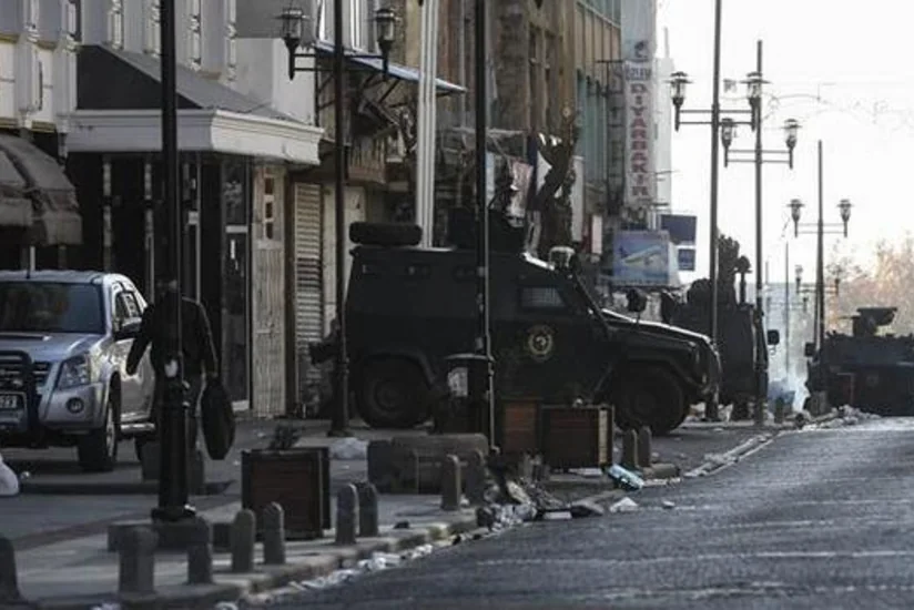 Türkiyənin Diyarbakır vilayətində 11 hərbçi yaralanıb