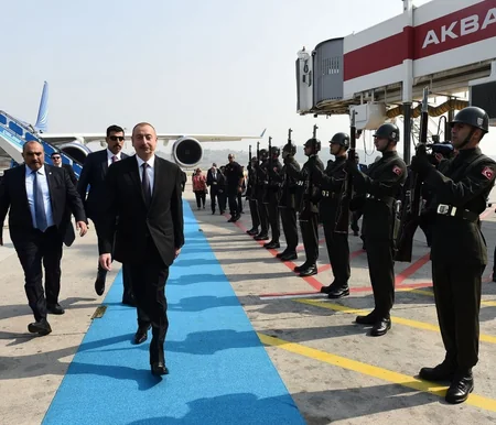 Azərbaycan Prezidenti Türkiyəyə işgüzar səfərə gedib