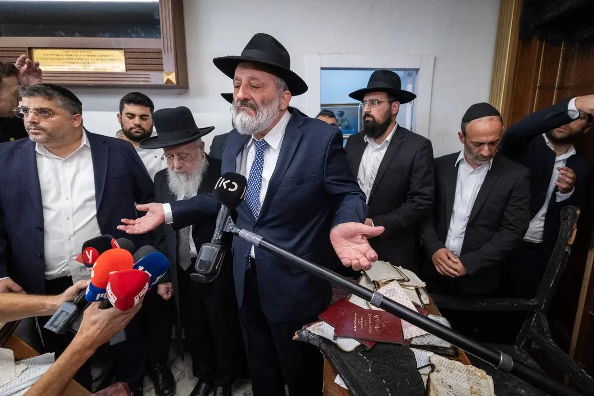 Netanyahu tərəfdarlarını itirir