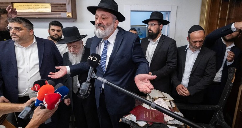 Netanyahu tərəfdarlarını itirir