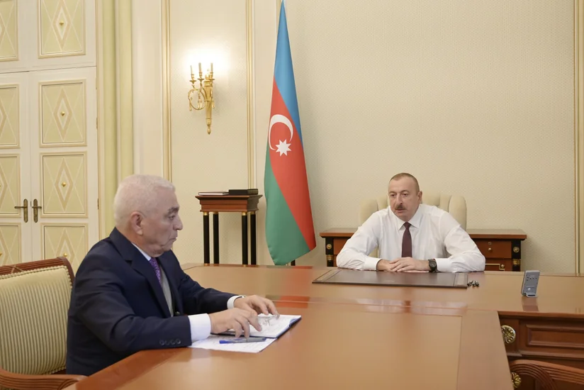 Президент Ильхам Алиев принял президента ОАО Азерэнержи - ОБНОВЛЕНО