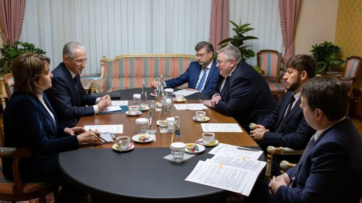 Вице-премьер РФ обсудил с министром экологии Азербайджана подготовку к COP29