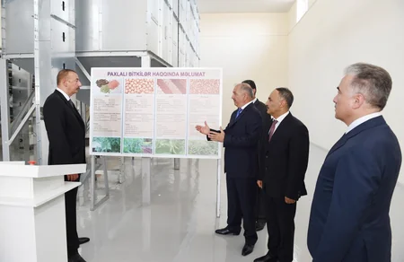 Prezident “Avanqard” MMC-nin dənli və paxlalı bitkilərin təmizlənməsi və qablaşdırılması müəssisəsinin açılışında iştirak edib