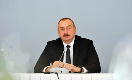 Bakıda beynəlxalq konfrans keçirilib, İlham Əliyev iştirakçıların suallarını cavablandırıb - YENİLƏNİB-5