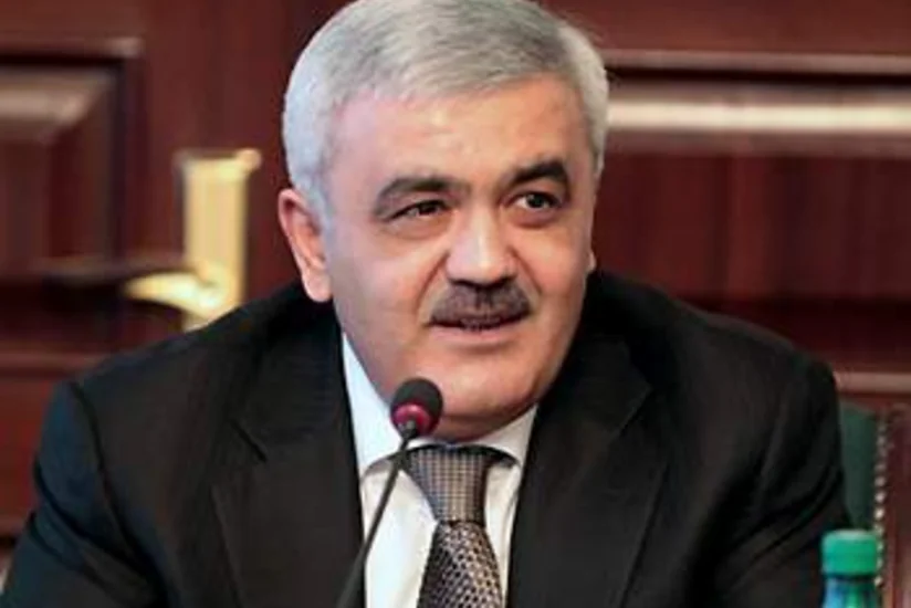 Prezident İlham Əliyev Rövnəq Abdullayevi “Şöhrət” ordeni ilə təltif edib