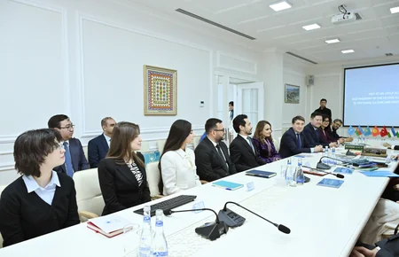 Leyla Aliyeva, Arzu Aliyeva visit Turkic Culture and Heritage Foundation
