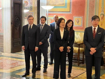 Azərbaycan səfiri Papa Cəngavər Ordeninin Böyük Xaçına layiq görülüb