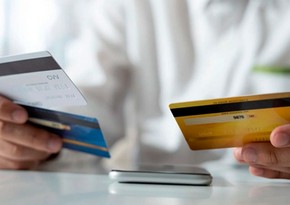 Həftəsonu vətəndaşların bank kartlarından 5 min manatdan çox pul oğurlanıb
