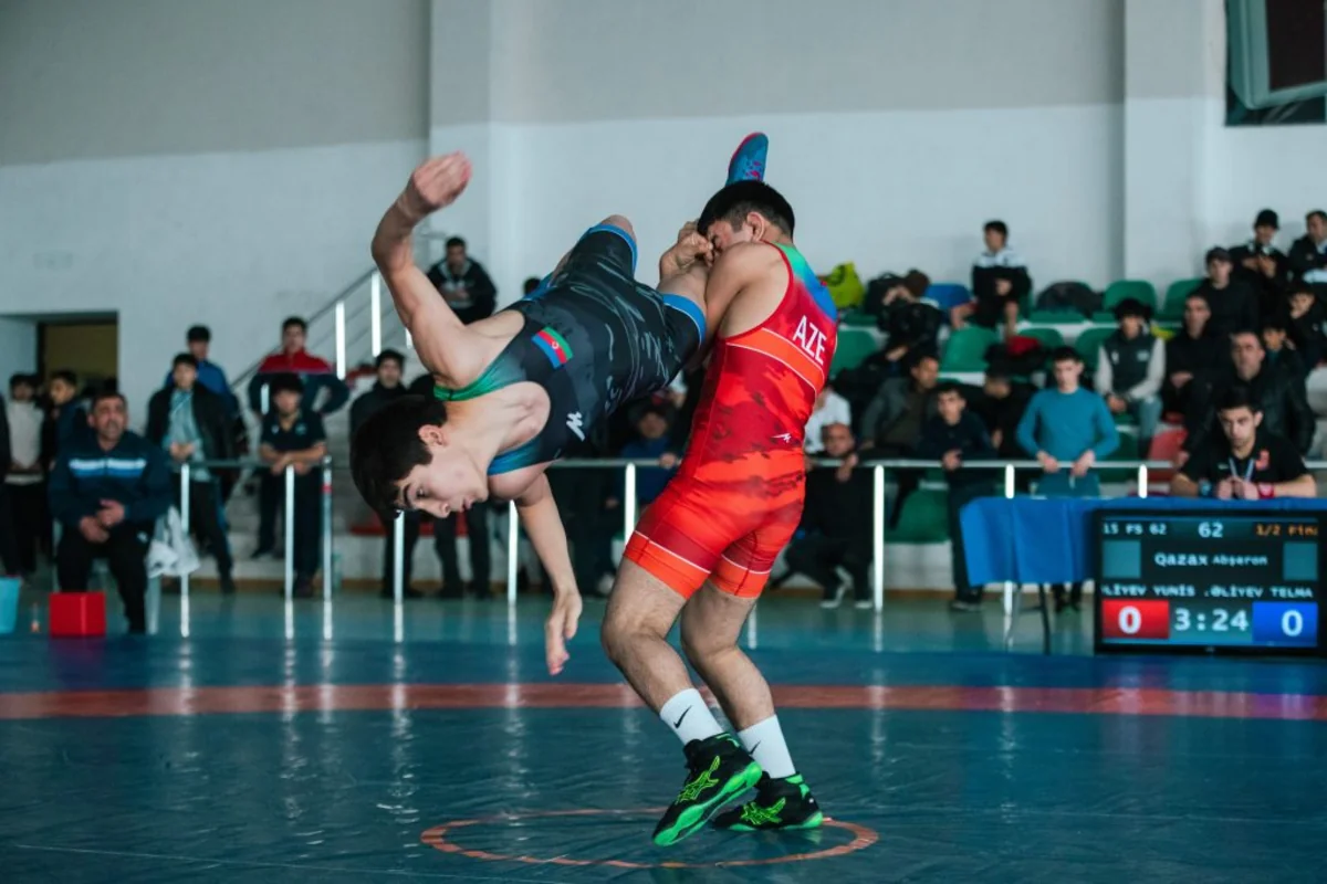 Güləş üzrə Azərbaycan çempionatının ilk günündə 200-ə yaxın idmançı mübarizə aparıb