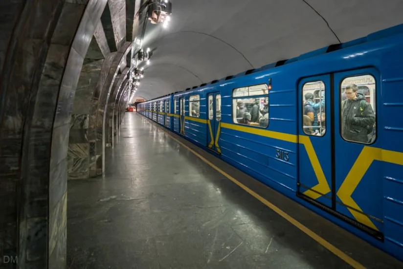 В Киеве закрыли пять станций метро из-за сообщений о минировании